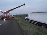 100 jours avec les dépanneurs de l'autoroute - S3E6 - Poids lourds en détresse